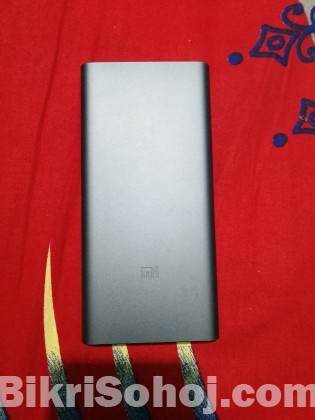 Power bank mi